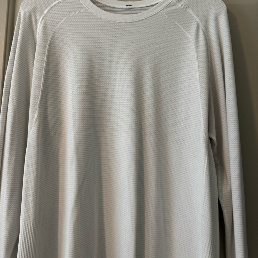 Lululemon Metal Tech Vent Long Sleeve White Large Great condition!